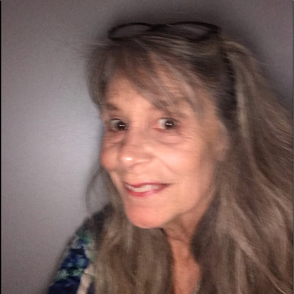 Meet your Posher, Kimberly